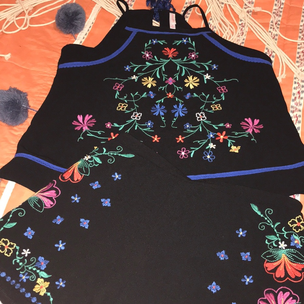 Two Piece Set. Perfect Condition.